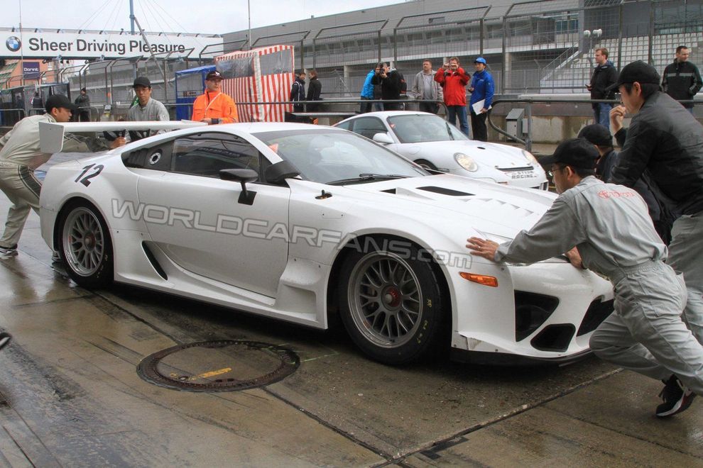 Lexus LFA - wersja wycigowa podczas testw