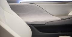 Lexus LF-C2