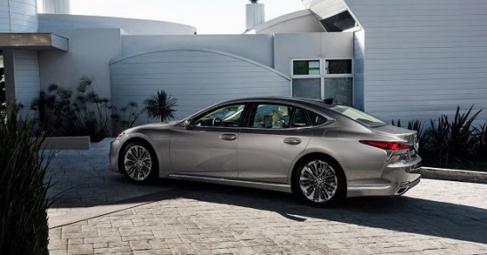 Lexus LS