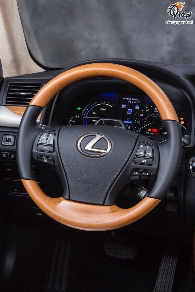 Lexus LS 600h