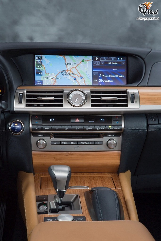 Lexus LS 600h