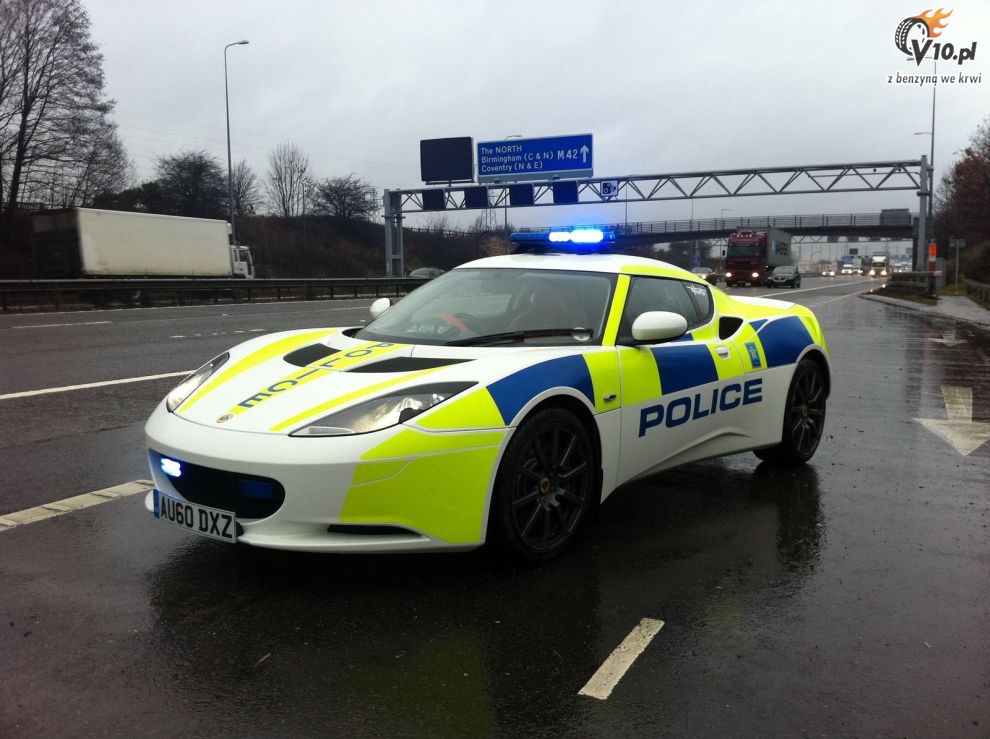 Lotus Evora w policyjnych barwach