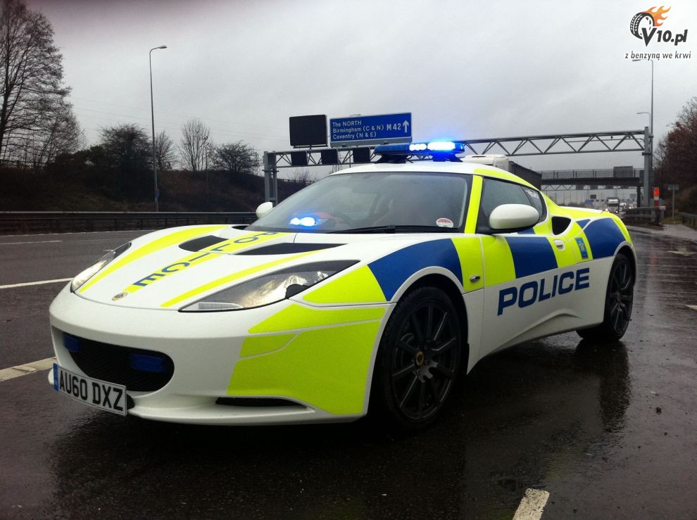Lotus Evora w policyjnych barwach