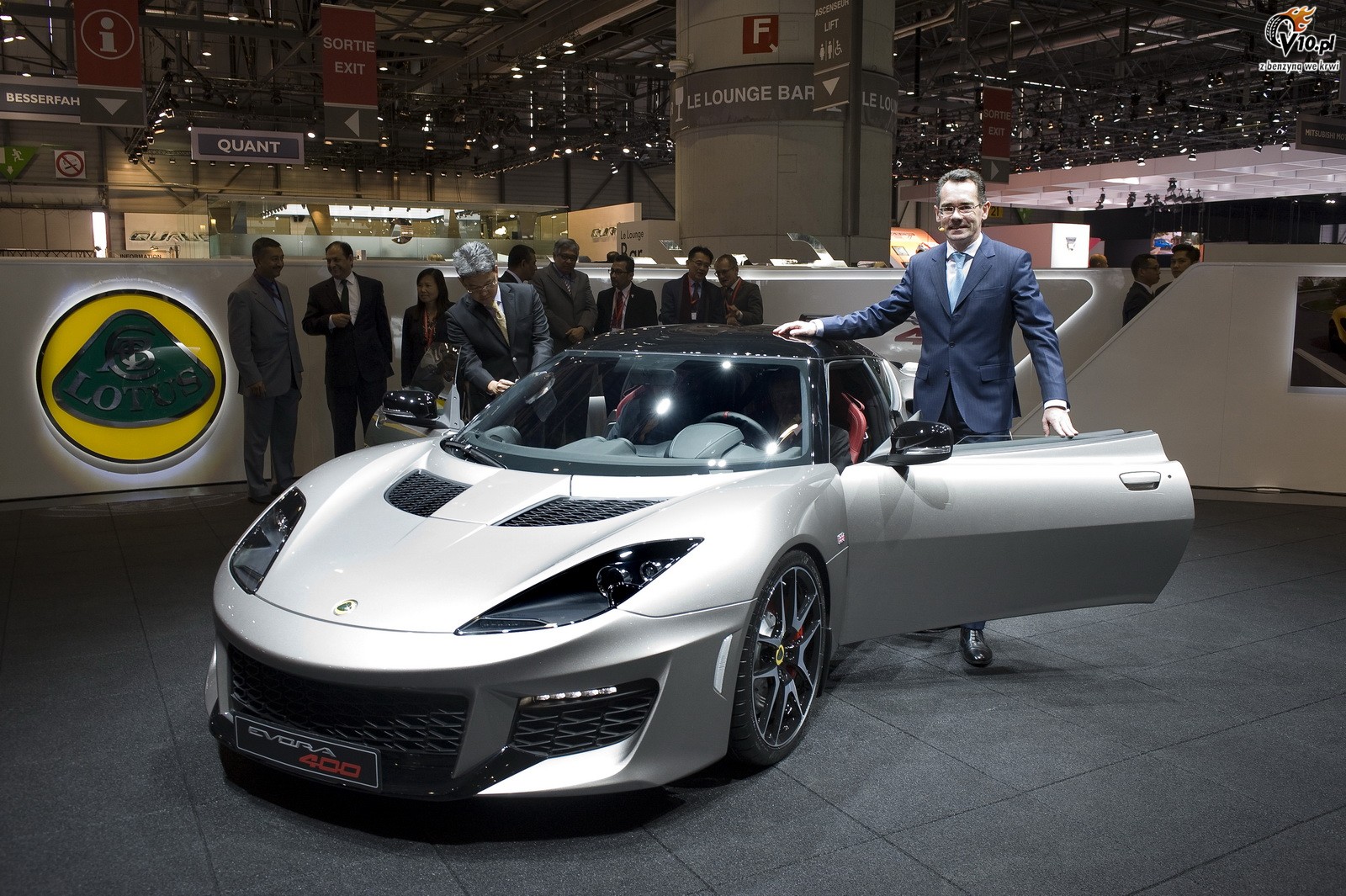 Lotus w kocu dochodowy
