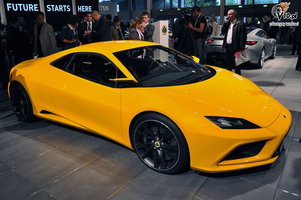 Lotus planuje zbudowa silnik V8