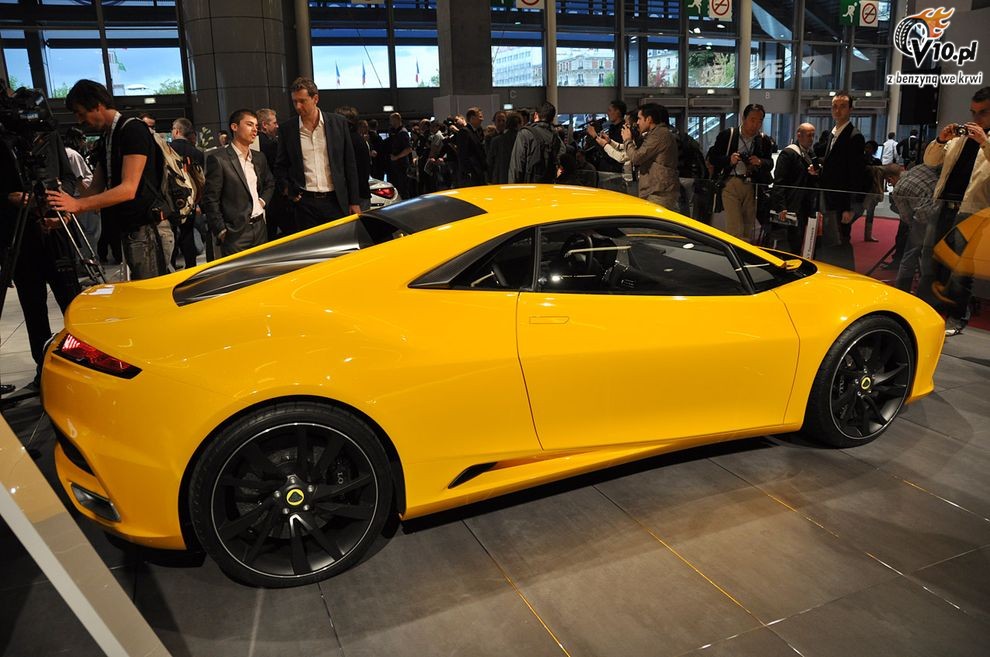 Nowy Lotus Elan Concept - Paris Motor Show 2010