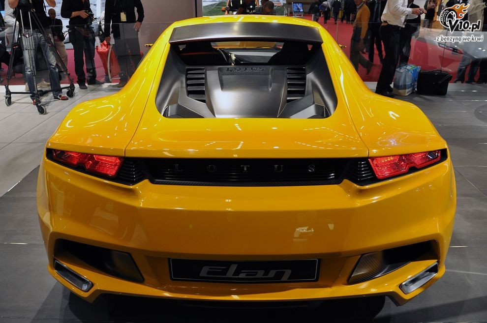 Nowy Lotus Elan Concept - Paris Motor Show 2010
