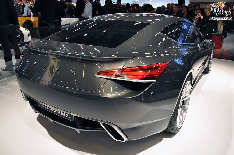 Nowy Lotus Eterne Concept - Paris Motor Show 2010