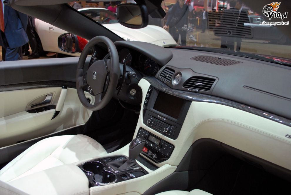 Maserati GranCabrio Sport na targach w Genewie