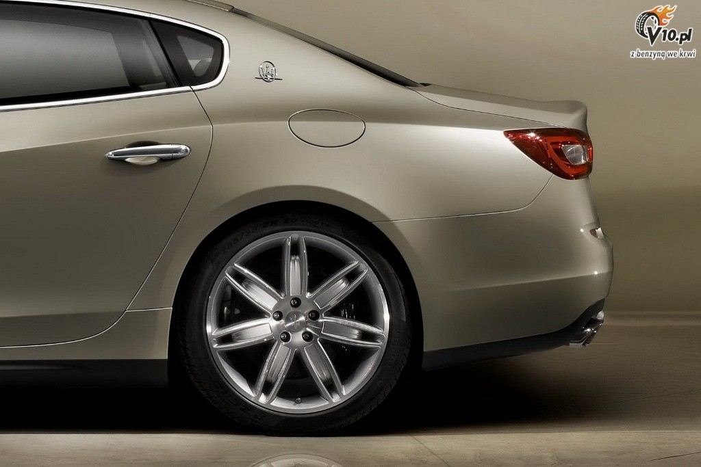 Maserati Quattroporte
