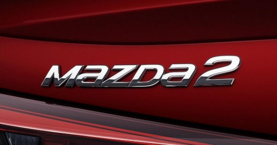 Mazda 2 Sedan