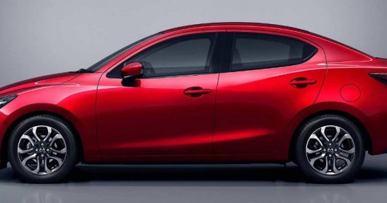 Mazda 2 Sedan
