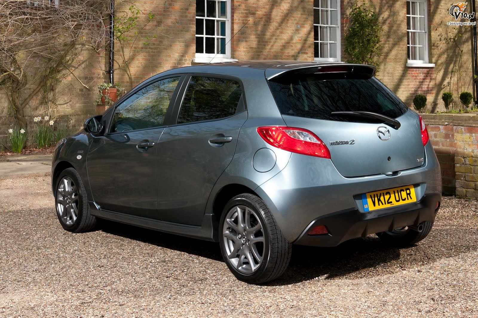Mazda 2 Venture Edition