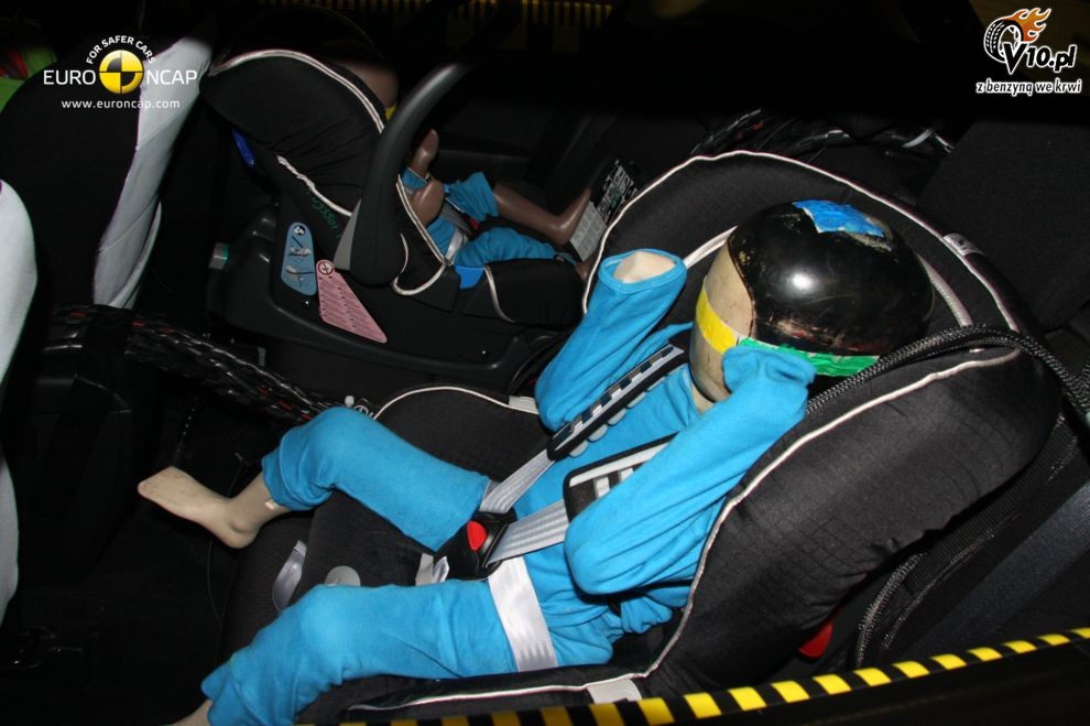 Nowa Mazda3 - test zderzeniowy EuroNCAP