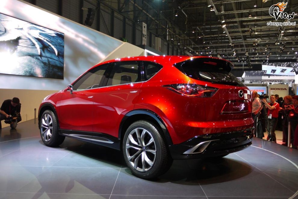 Mazda Minagi Concept na targach w Genewie 2011