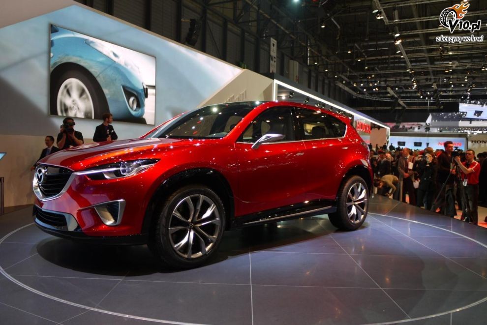 Mazda Minagi Concept na targach w Genewie 2011