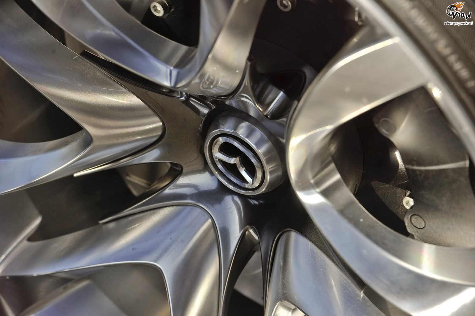 Mazda Takeri