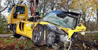 Dwie osoby zginęły w wypadku McLarena MP4-12C