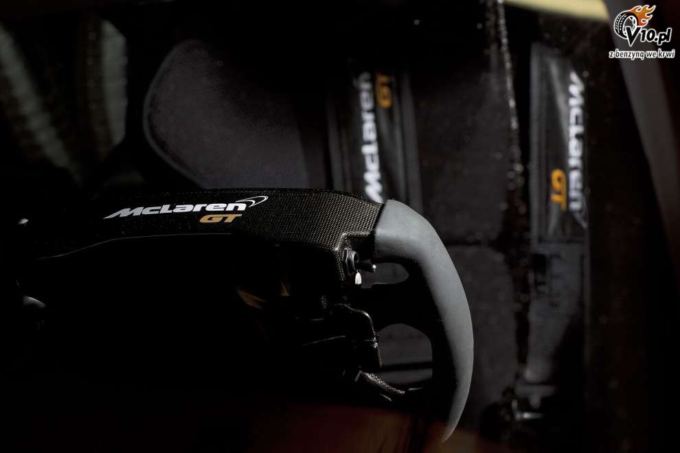 McLaren MP4-12C GT3