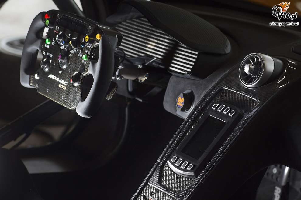 McLaren MP4-12C GT3