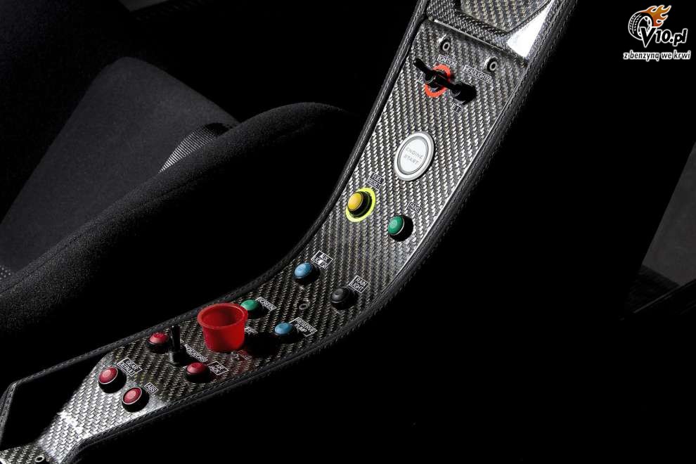 McLaren MP4-12C GT3
