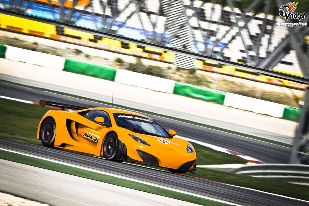 McLaren MP4-12C GT3