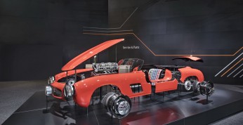 Mercedes wznowił produkcję paneli nadwozia do modelu 300 SL Gullwing