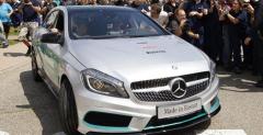 Mercedes A45 AMG Petronas Green Edition