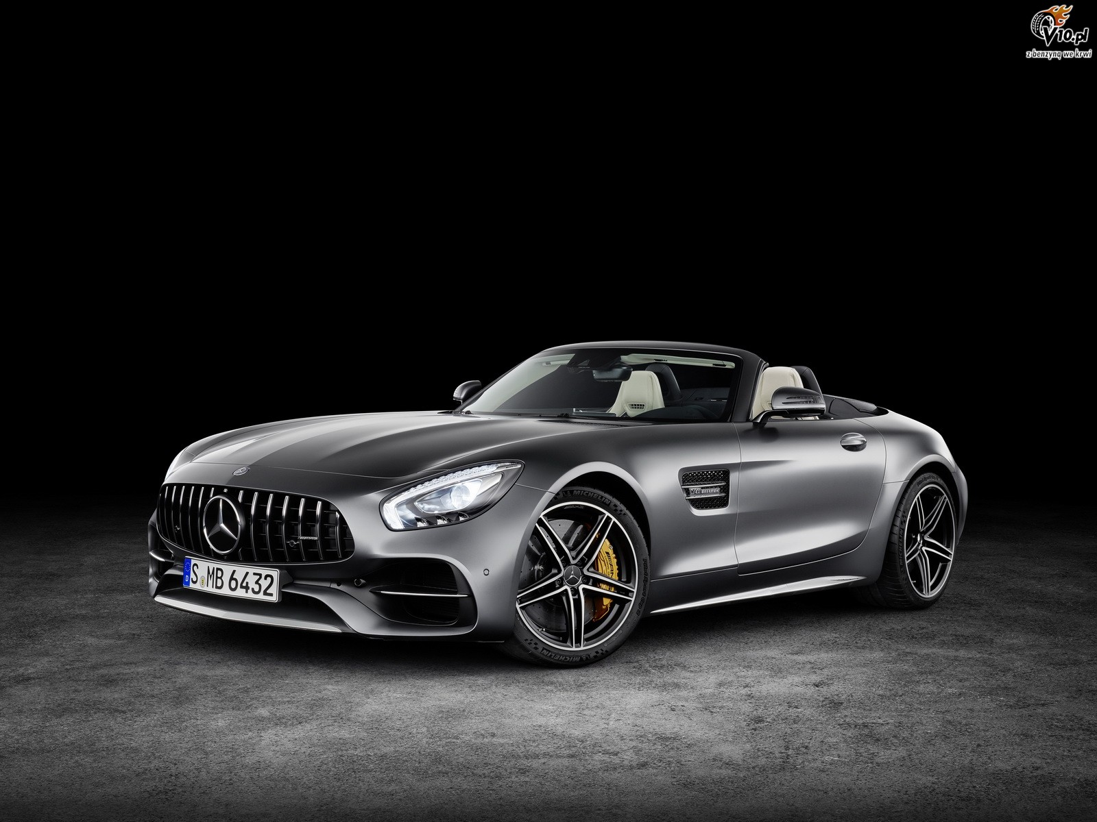 Mercedes AMG GT Roadster