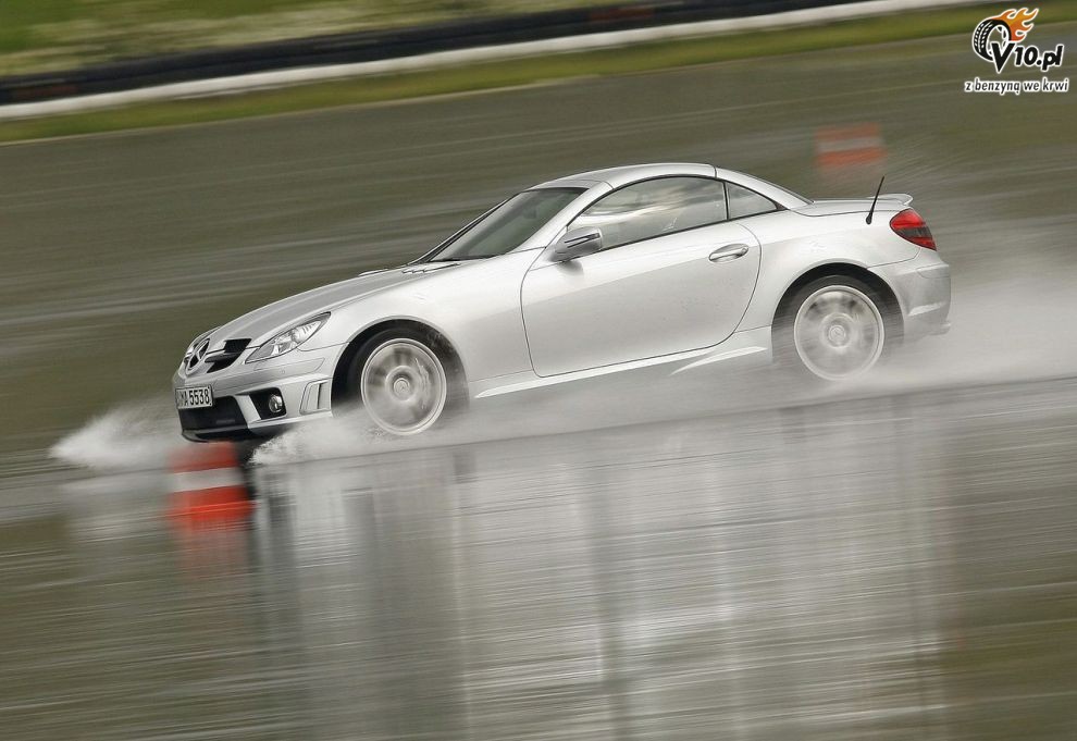 AMG