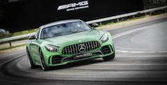 Mercedes AMG GT R