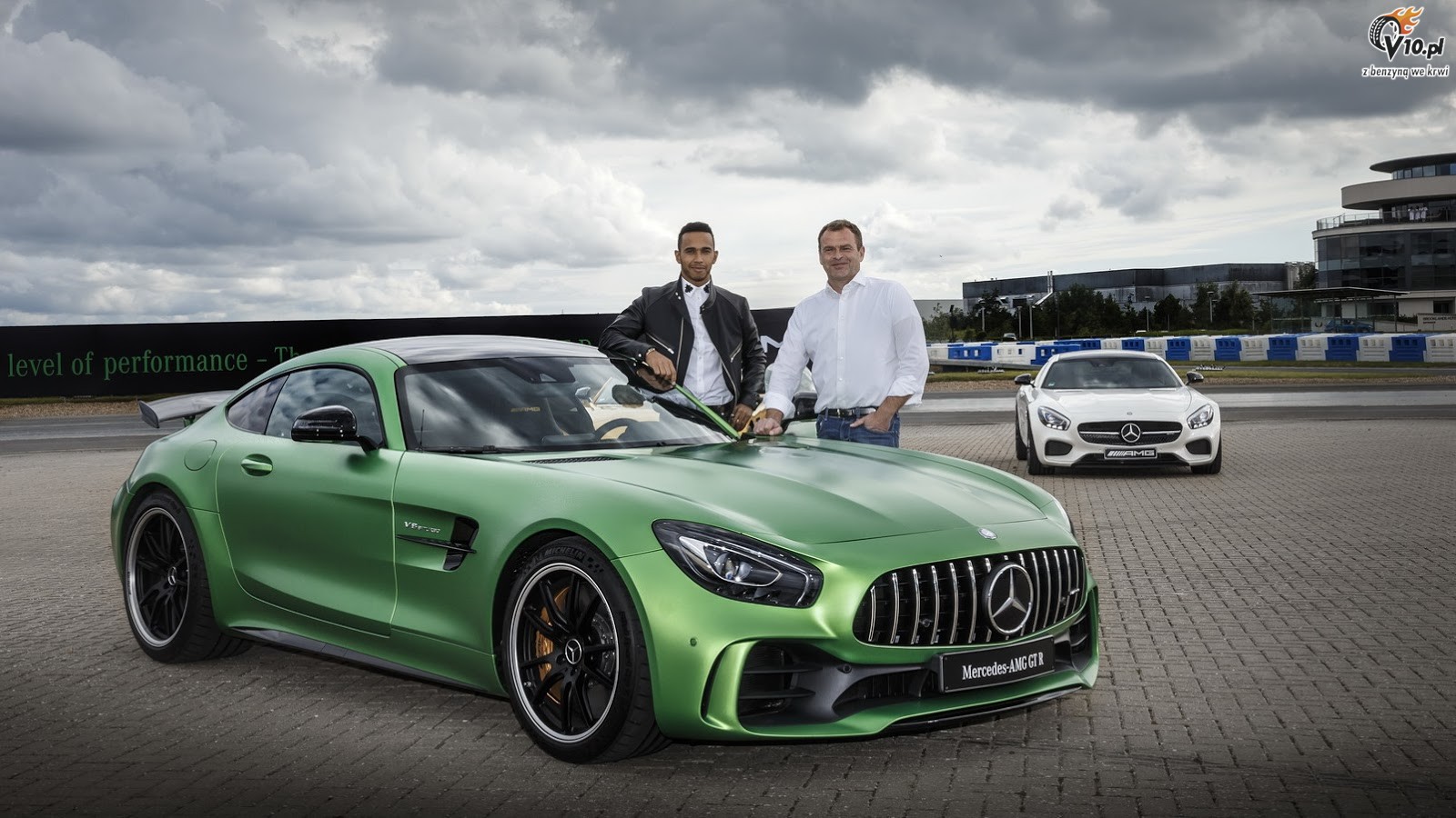 Mercedes AMG GT R