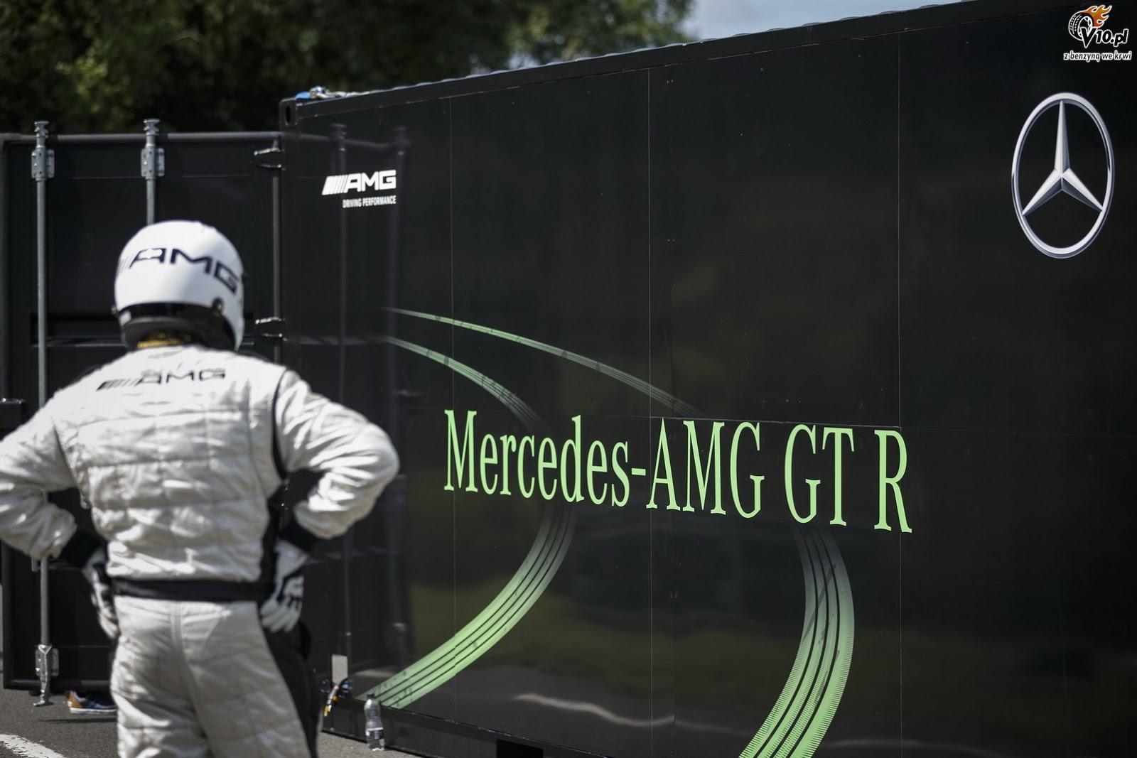 Mercedes AMG GT R