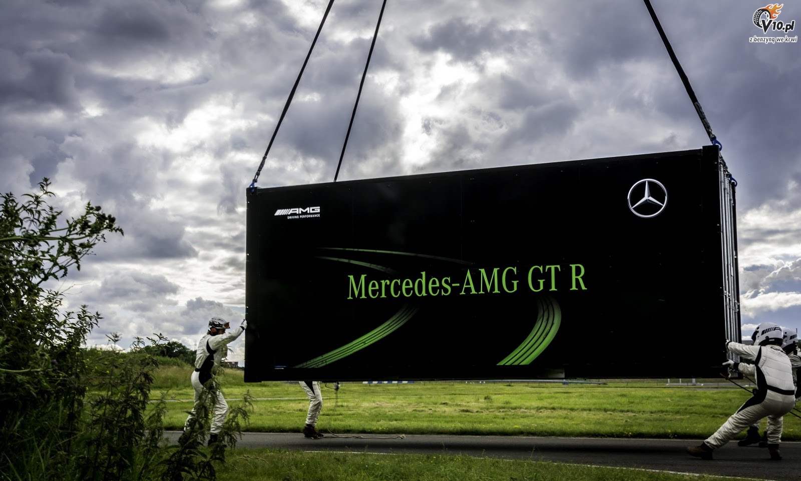 Mercedes AMG GT R