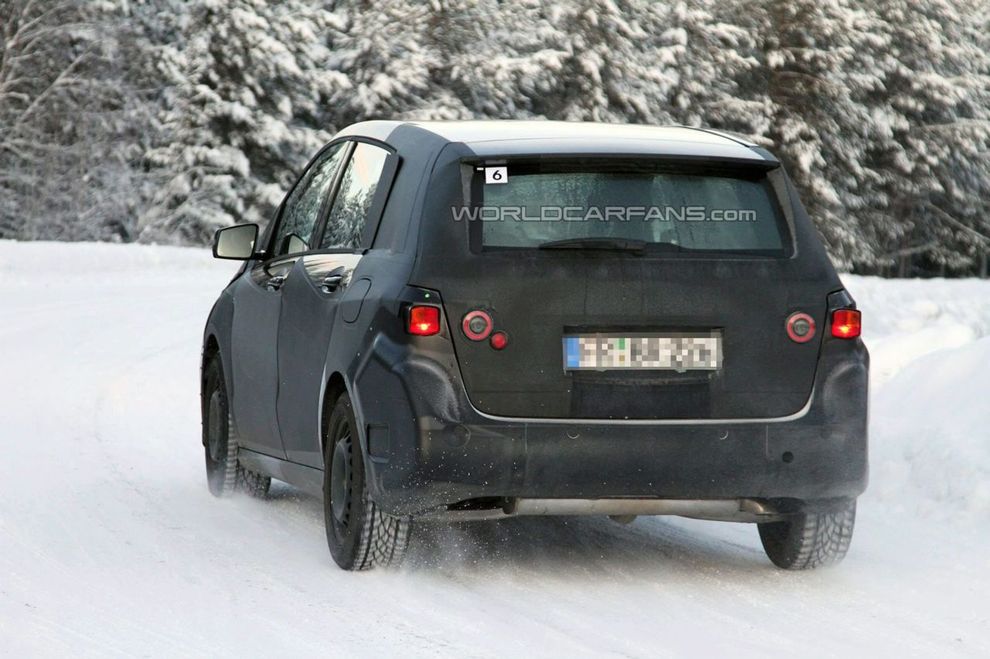 Nowy Mercedes klasy B 2012 - zdjcie szpiegowskie