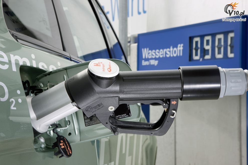 Daimler przewiduje duy spadek cen ogniw paliwowych