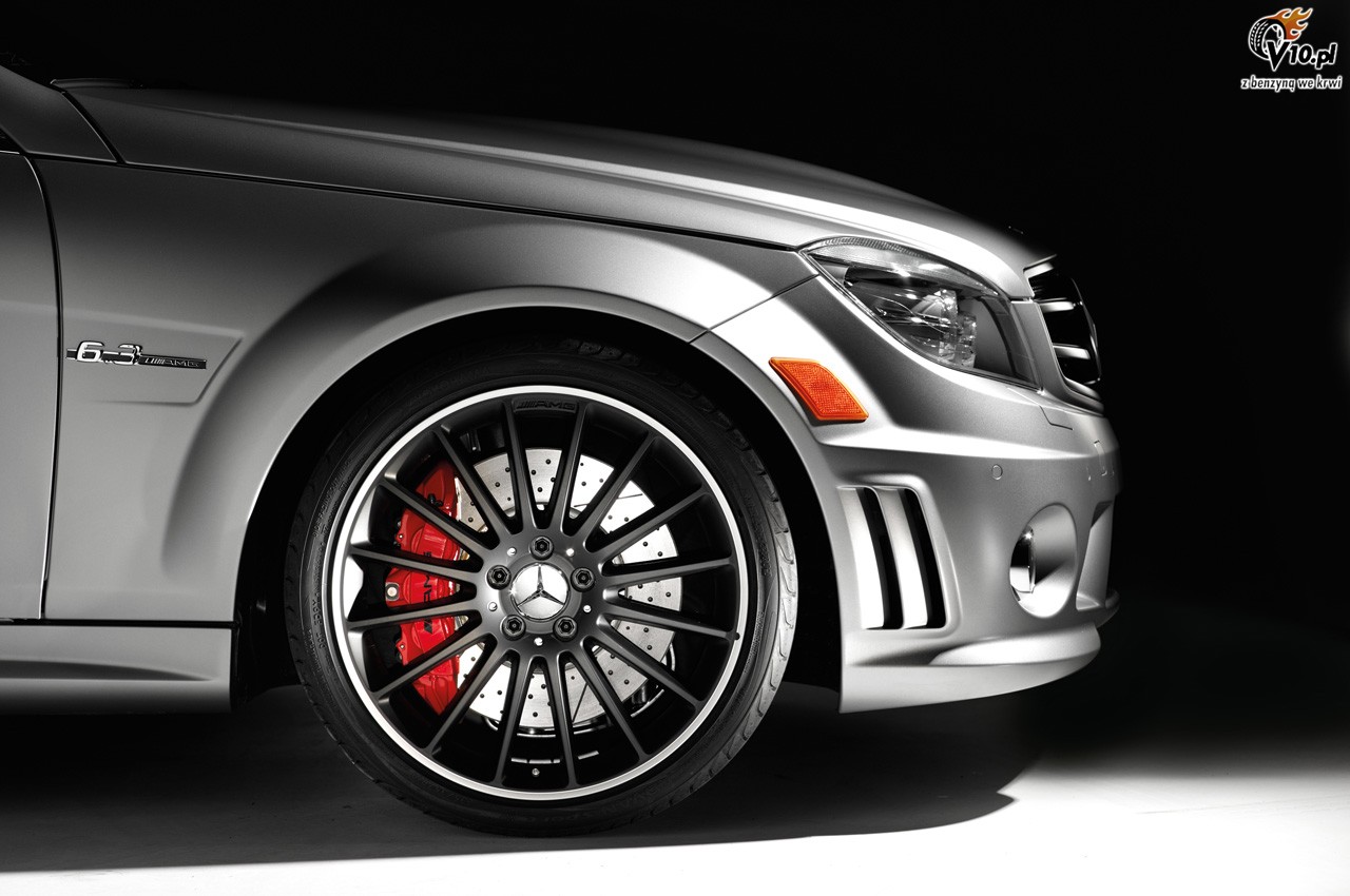 Mercedes C63 AMG Affalterbach - limitowana wersja dla Kanady