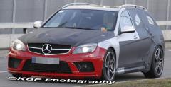 Mercedes C63 AMG T Black Series