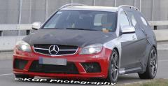 Mercedes C63 AMG T Black Series