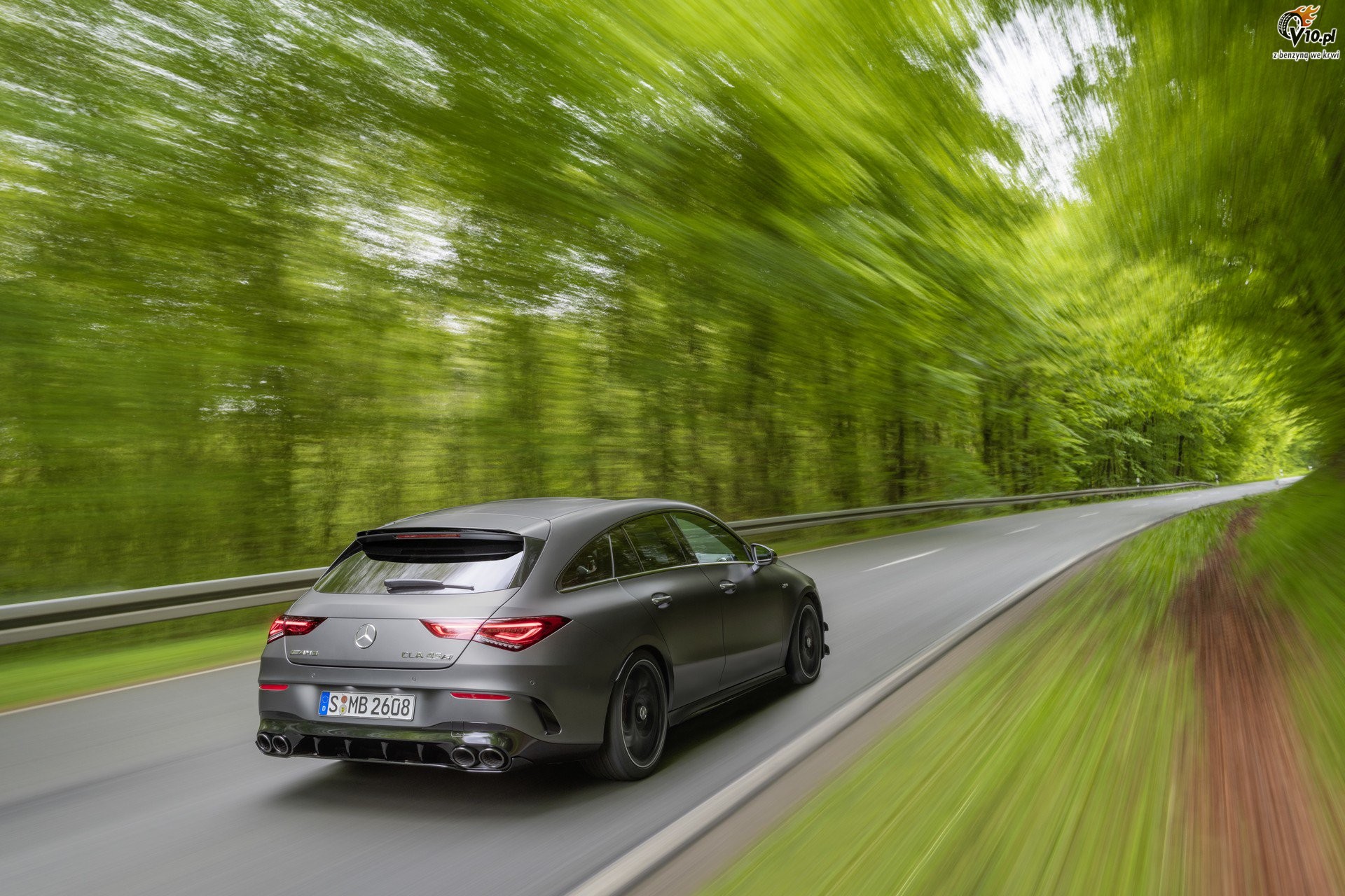 Mercedes AMG CLA 45 Shooting Brake