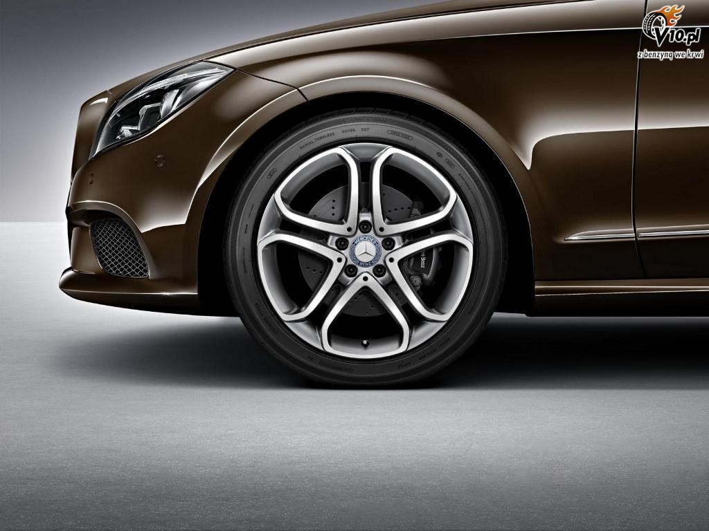 Mercedes CLS Night