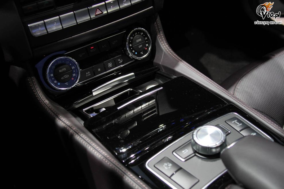 Nowy Mercedes CLS 2011 - Paris Motor Show 2010