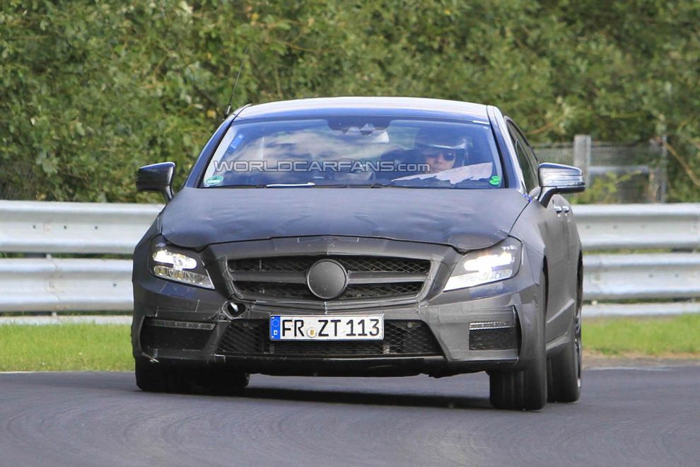 Nowy Mercedes CLS 63 AMG 2012 - zdjcie szpiegowskie