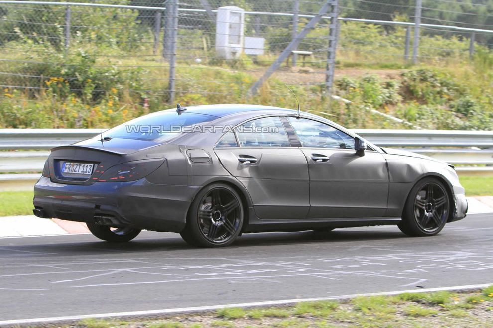 Nowy Mercedes CLS 63 AMG 2012 - zdjcie szpiegowskie