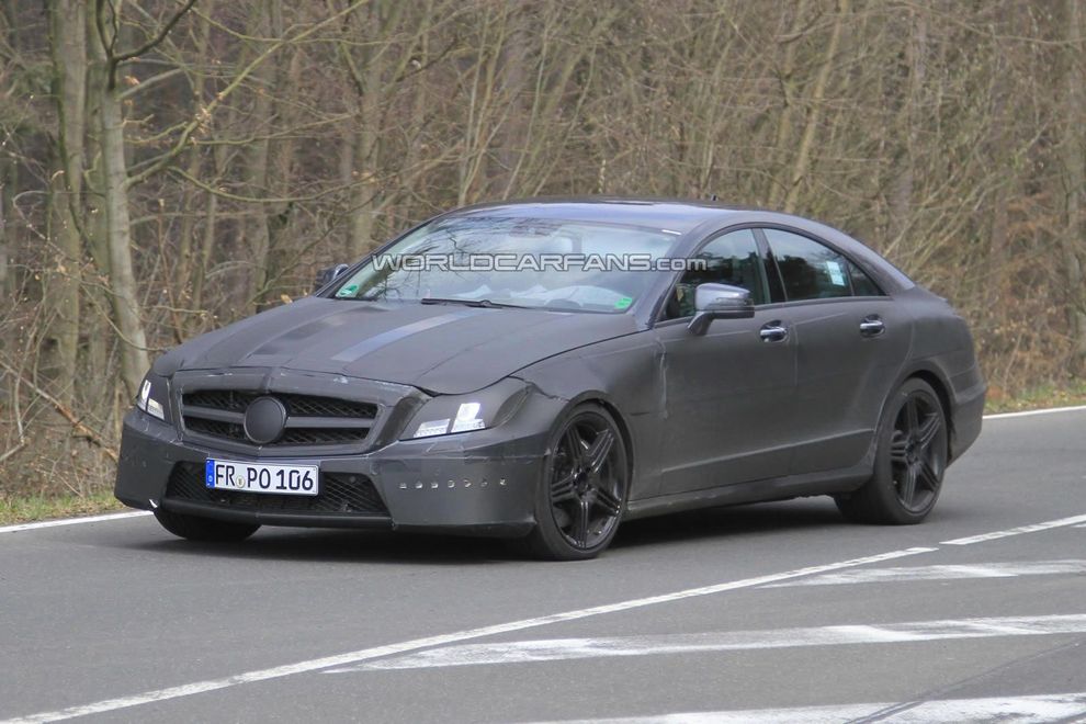 Nowy Mercedes CLS 63 AMG 2012 - zdjcie szpiegowskie