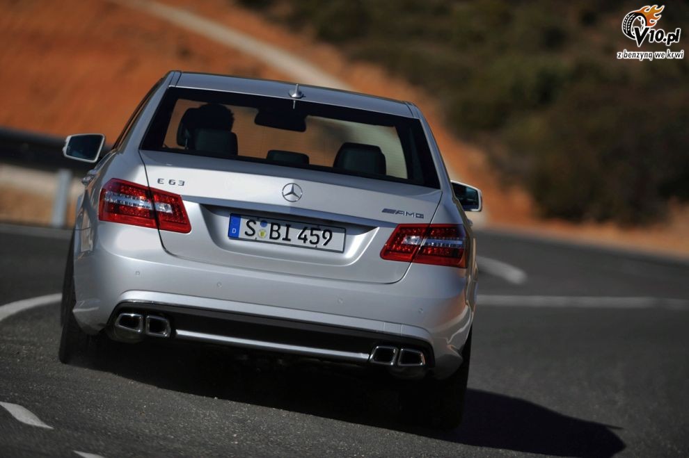 Mercedes E63 AMG