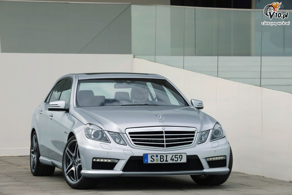 Mercedes