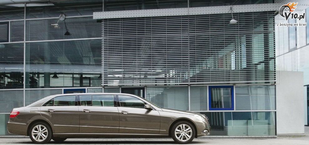 Mercedes klasy E jako limuzyna