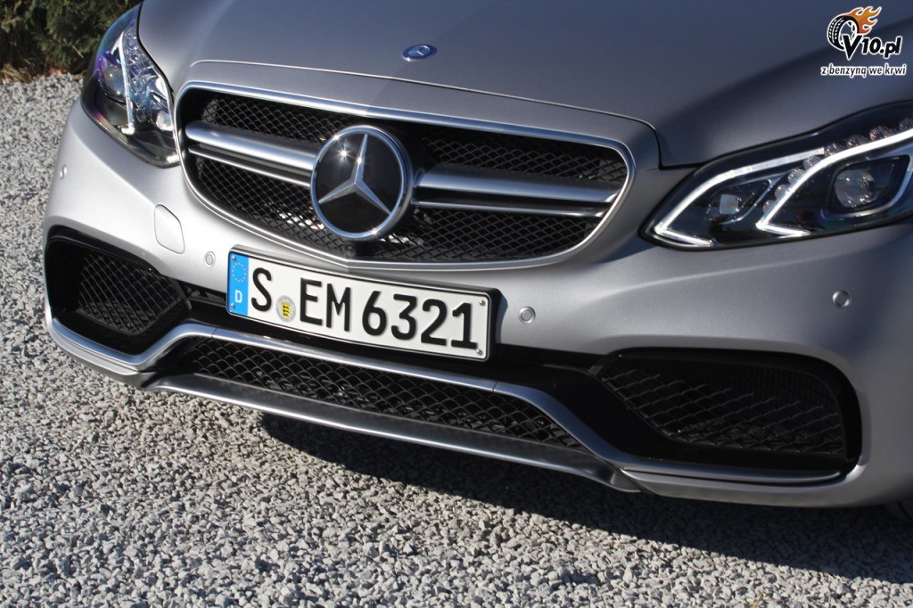 Mercedes E63 AMG