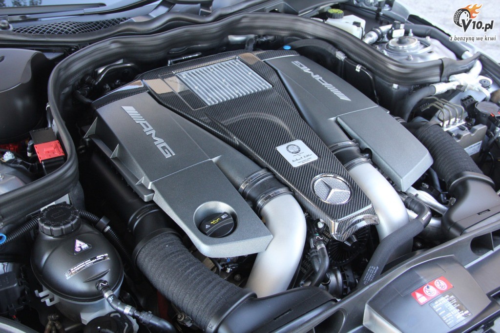 Mercedes E63 AMG